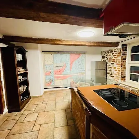 Stilvolles, Helles Nahe Magdeburg Apartment Barleben